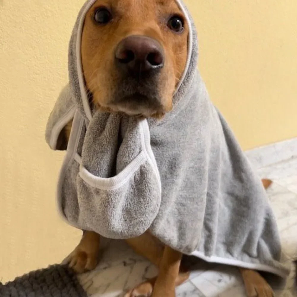 Milo's Choice Microfiber Pet Towel with Ear Shaped Drying Pockets